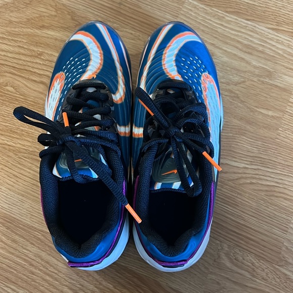 air max deluxe size